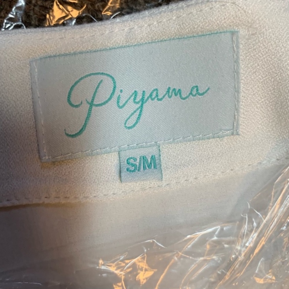 Women’s Robe - Picture 5 of 5